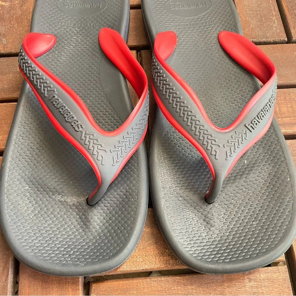 Havaianas Brasil Men’s Size 9 Black/Red‎ Sandal Flip Flops